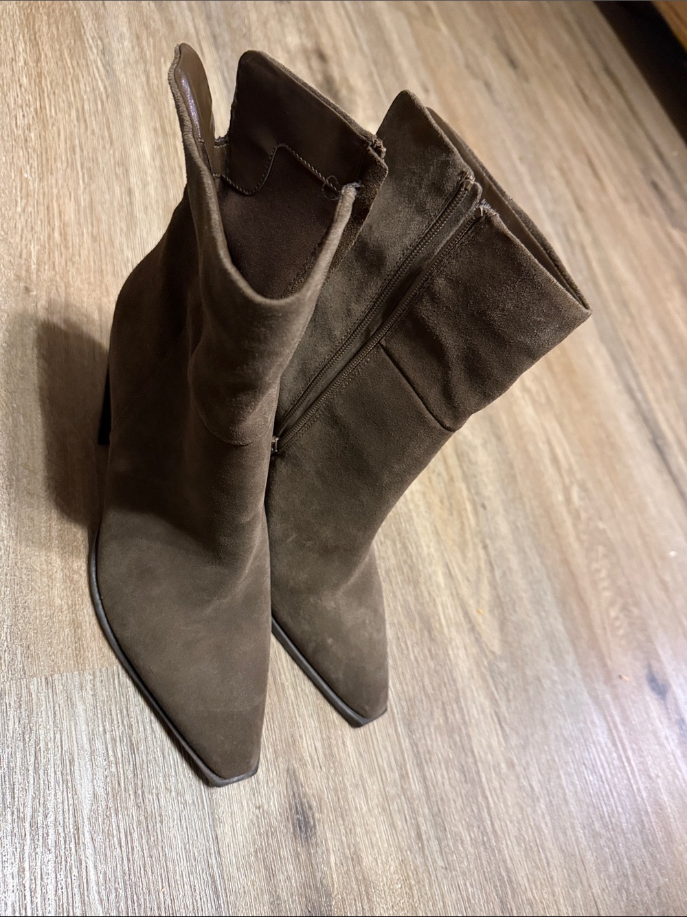NWOT Steve Madden Women's Olive Brown Real Suede Leather Pointed Toe Boots